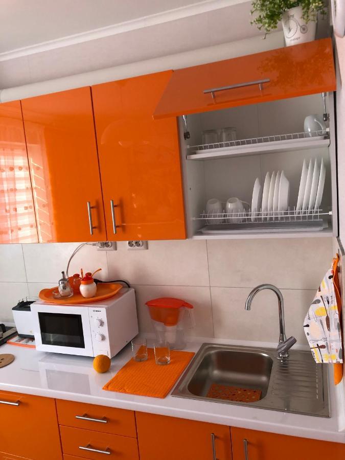 Новая Красивая Квартира. Cherkasy Ngoại thất bức ảnh
