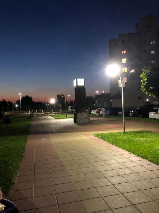 Новая Красивая Квартира. Cherkasy Ngoại thất bức ảnh